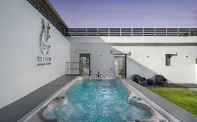 Nectar Luxury Residence